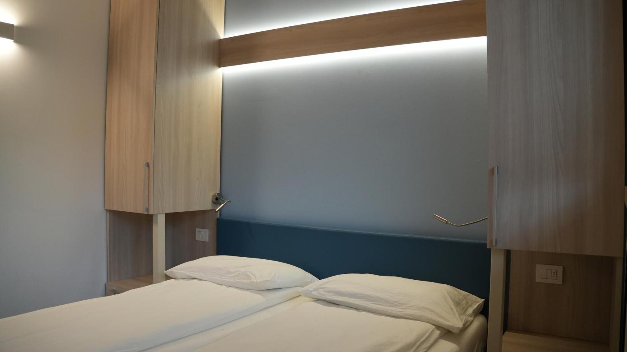 Casa Maria Apartments Riva del Garda Phòng bức ảnh